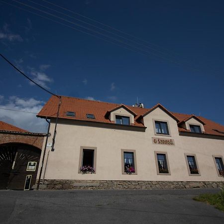 Penzion U Svarcu Zduchovice Ngoại thất bức ảnh